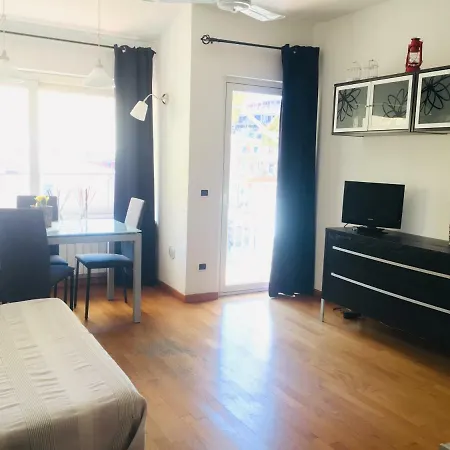 Διαμέρισμα Ledonia Lerici