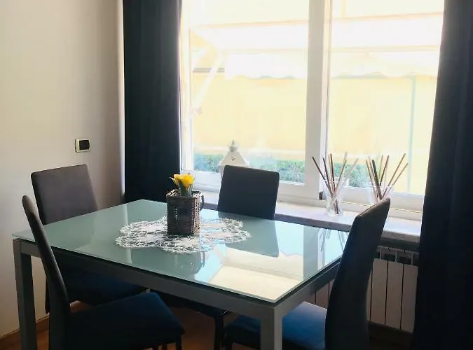 Ledonia * ليريسي